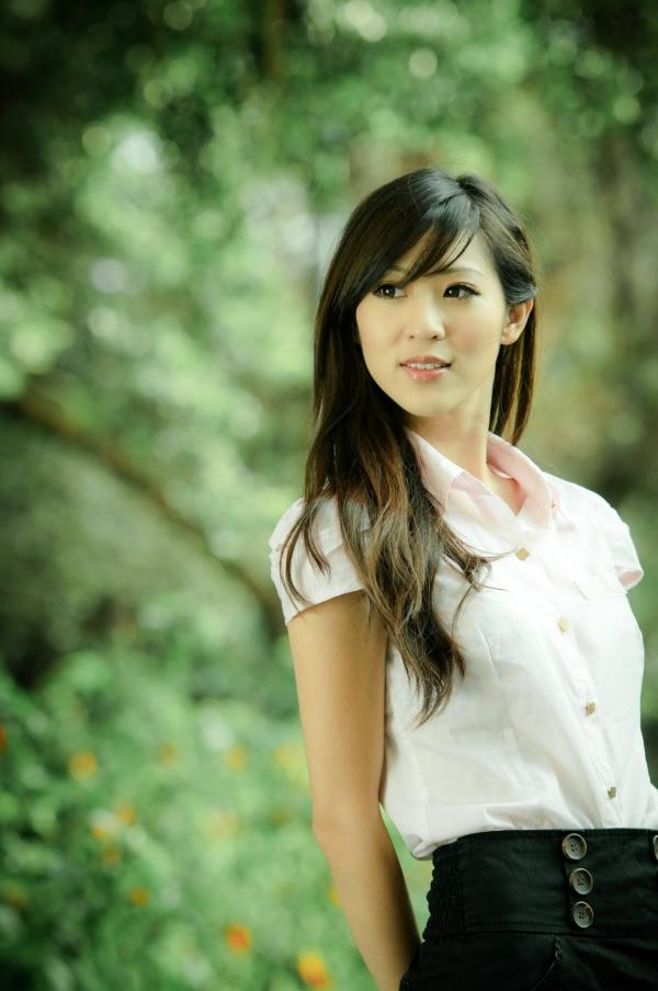    台湾女神韩雨洁Gennie清新唯美户外写真，甜美邻家风，治愈系生活外拍高清套图第3张图片