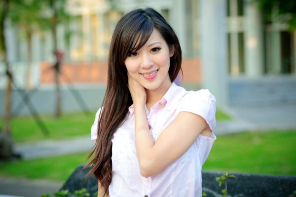    台湾女神韩雨洁Gennie清新唯美户外写真，甜美邻家风，治愈系生活外拍高清套图第18张图片