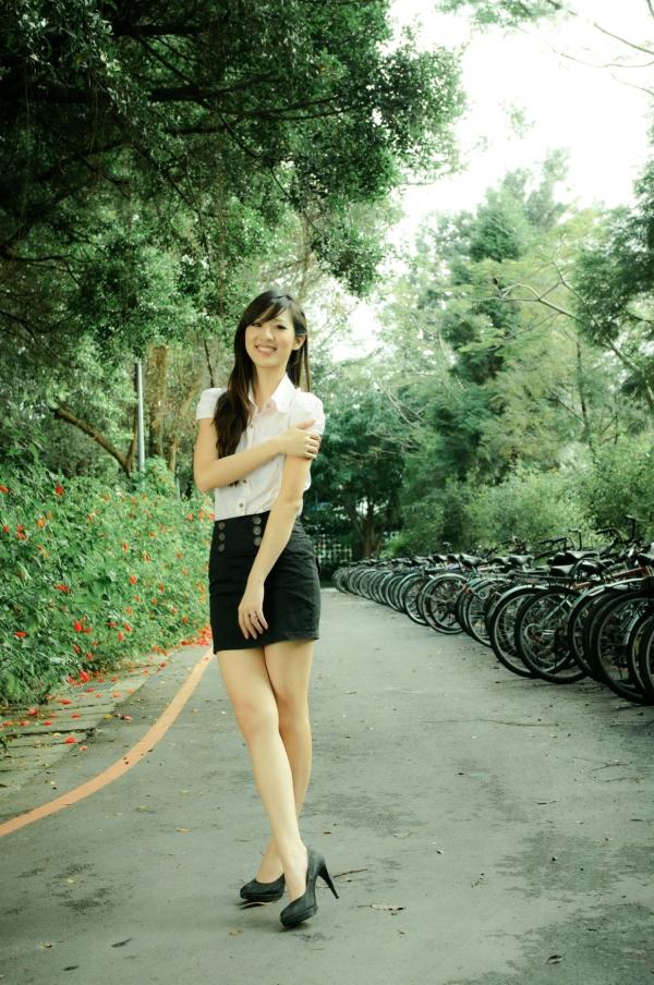    台湾女神韩雨洁Gennie清新唯美户外写真，甜美邻家风，治愈系生活外拍高清套图第21张图片