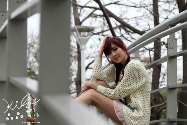    台湾正妹_台湾气质女神Kila晶晶/金允乔《美女摄影师》清新治愈系户外私房写真，少女感十足的旅拍漫时光第1张图片