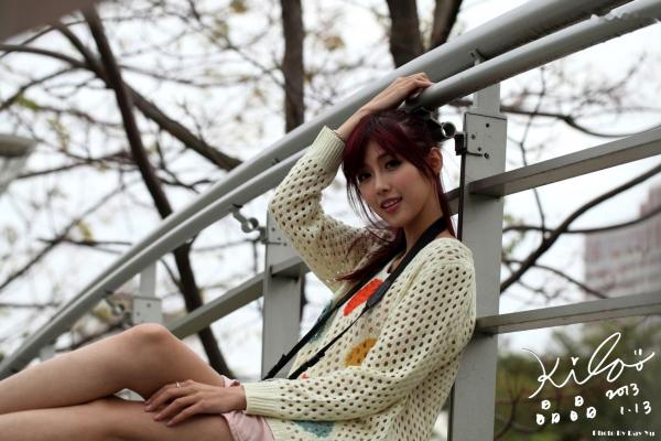    台湾正妹_台湾气质女神Kila晶晶/金允乔《美女摄影师》清新治愈系户外私房写真，少女感十足的旅拍漫时光第34张图片