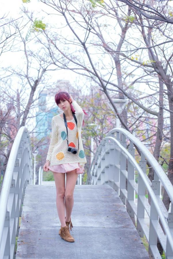    台湾正妹_台湾气质女神Kila晶晶/金允乔《美女摄影师》清新治愈系户外私房写真，少女感十足的旅拍漫时光第42张图片