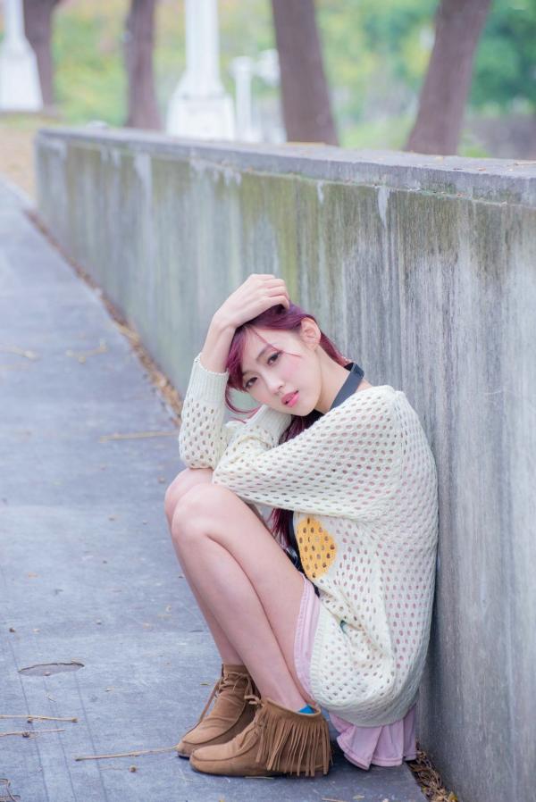    台湾正妹_台湾气质女神Kila晶晶/金允乔《美女摄影师》清新治愈系户外私房写真，少女感十足的旅拍漫时光第107张图片