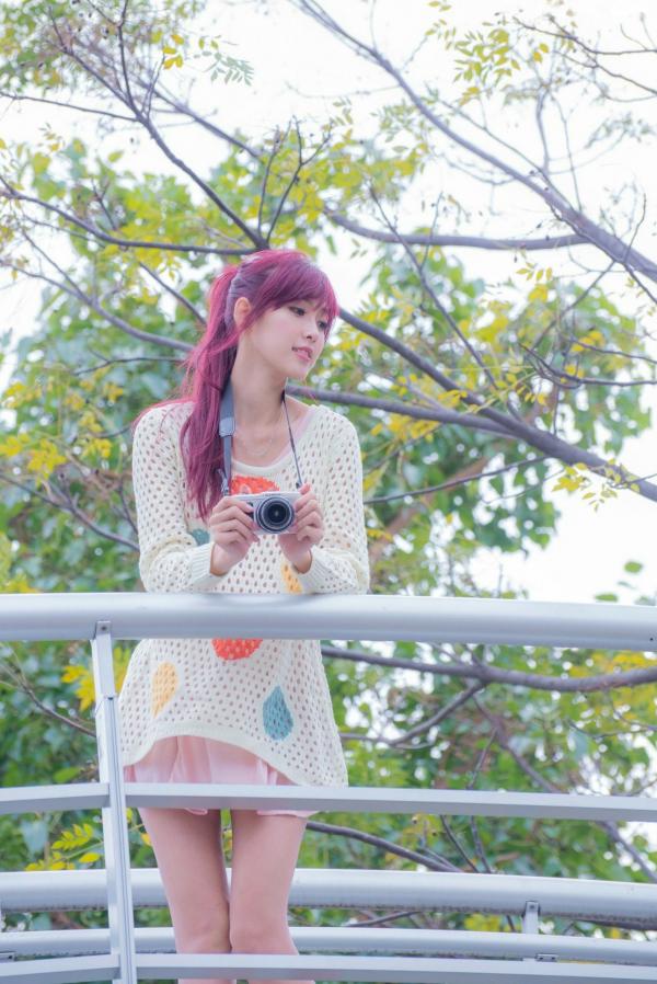    台湾正妹_台湾气质女神Kila晶晶/金允乔《美女摄影师》清新治愈系户外私房写真，少女感十足的旅拍漫时光第110张图片