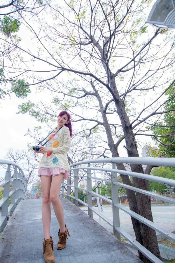    台湾正妹_台湾气质女神Kila晶晶/金允乔《美女摄影师》清新治愈系户外私房写真，少女感十足的旅拍漫时光第114张图片