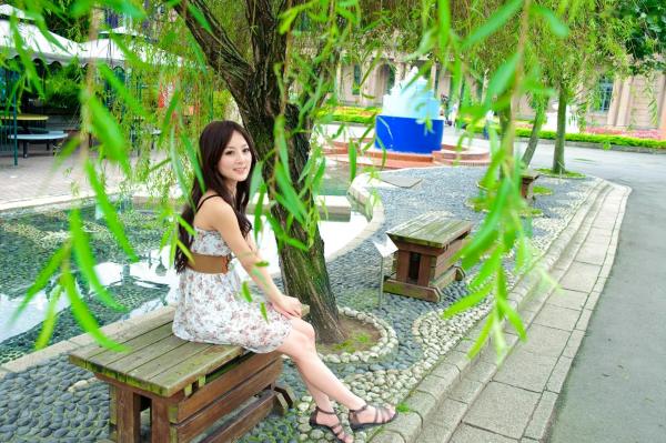    台湾正妹果子MM张允霏《水博馆》外拍集，清新治愈系邻家女孩户外写真第14张图片
