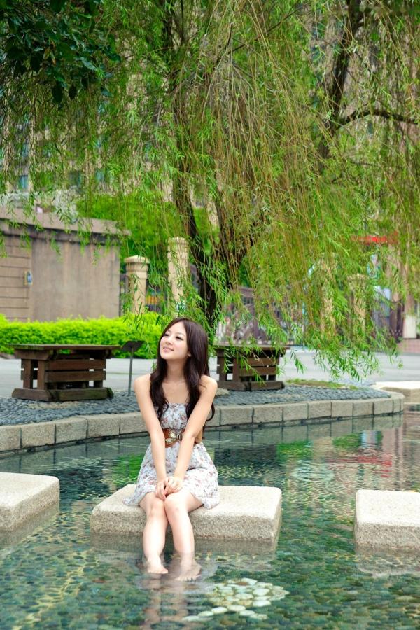    台湾正妹果子MM张允霏《水博馆》外拍集，清新治愈系邻家女孩户外写真第16张图片
