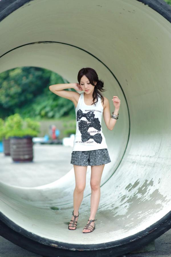    台湾正妹果子MM张允霏《水博馆》外拍集，清新治愈系邻家女孩户外写真第39张图片