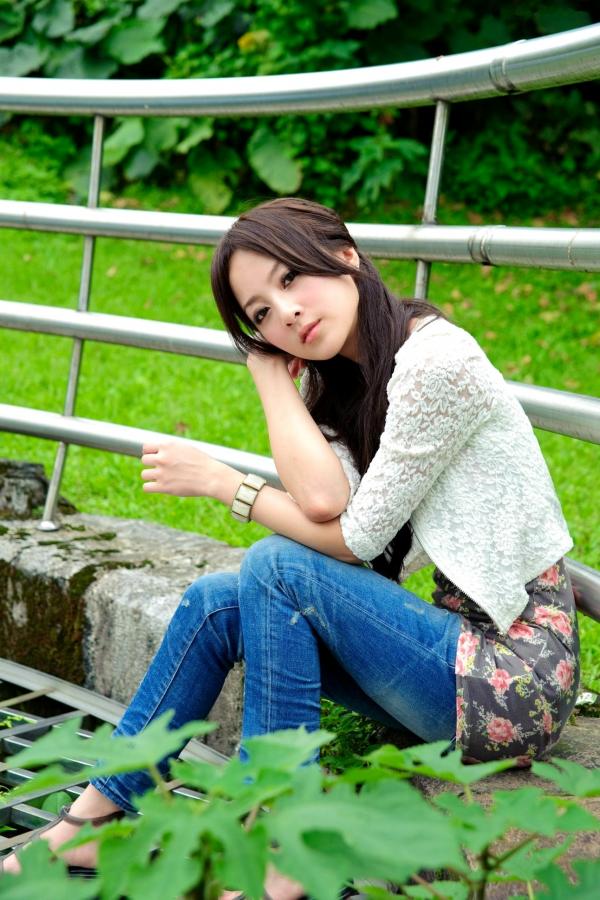    台湾正妹果子MM张允霏《水博馆》外拍集，清新治愈系邻家女孩户外写真第52张图片