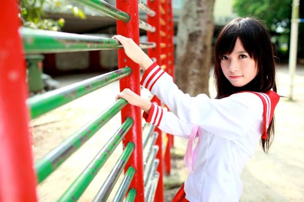    台湾正妹虞成敬清新校园风外拍写真，甜美校服穿搭，尽显治愈气息的邻家萌系美少女合集第14张图片