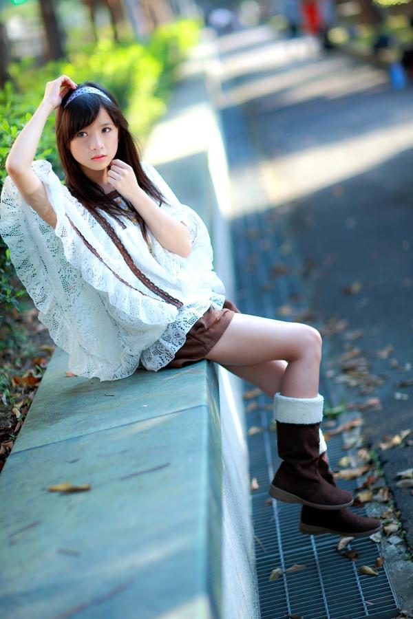    台湾正妹虞成敬清新校园风外拍写真，甜美校服穿搭，尽显治愈气息的邻家萌系美少女合集第25张图片
