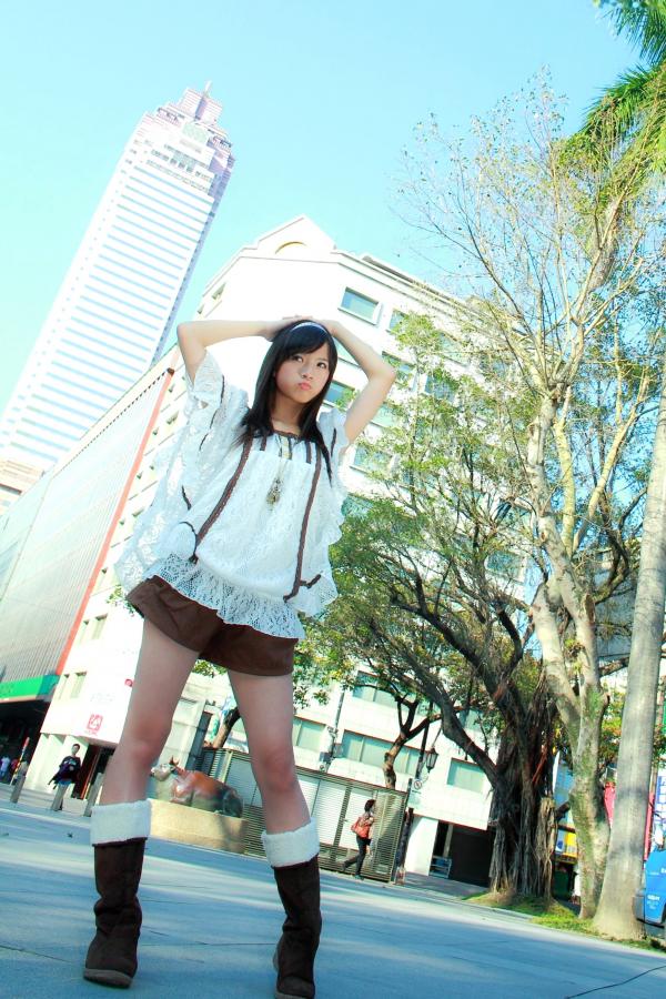    台湾正妹虞成敬清新校园风外拍写真，甜美校服穿搭，尽显治愈气息的邻家萌系美少女合集第30张图片