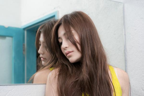    台湾正妹辜莞允、邱慧雯《极品台湾姐妹花》清新家居私房写真集，元气甜美邻家女孩日常摄影第103张图片