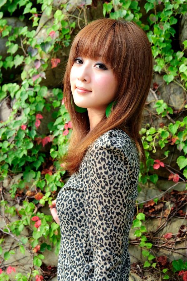   台湾正妹果子、小品、兔兔《天空之城x旧泰安车站》第II部，户外清新铁道风情写真，青春元气少女街拍合集第5张图片