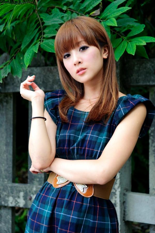    台湾正妹果子、小品、兔兔《天空之城x旧泰安车站》第II部，户外清新铁道风情写真，青春元气少女街拍合集第40张图片
