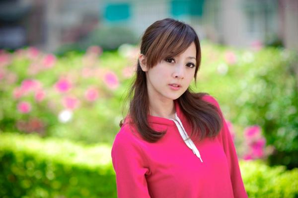    台湾正妹张凯洁（果子MM）水博馆外拍写真集：清新治愈系街拍，演绎甜美可爱少女风第15张图片