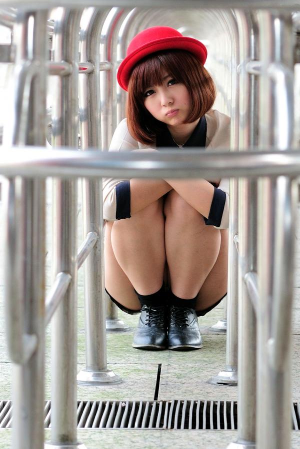    台湾短发美女小猪patty清新校园风写真，窗畔阳光下的文艺少女居家感街拍套图第30张图片
