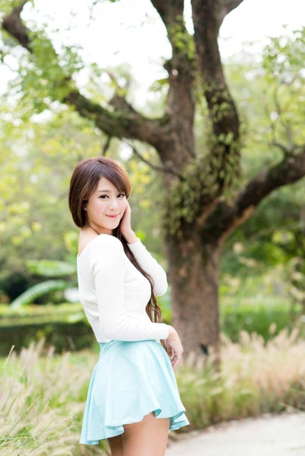   台湾女神MISO《秋之风》户外写真，清新甜美气质自然风情，精致面容演绎秋日治愈系美学第4张图片