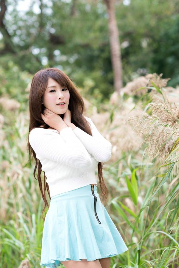    台湾女神MISO《秋之风》户外写真，清新甜美气质自然风情，精致面容演绎秋日治愈系美学第51张图片