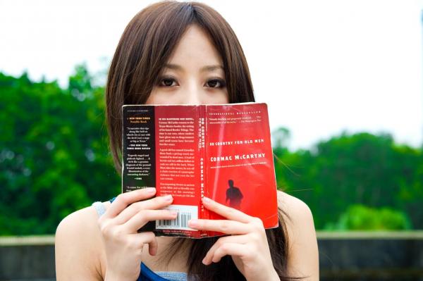    台湾正妹果子MM张凯洁台大校园私房写真，青春双马尾运动风户外外拍第34张图片