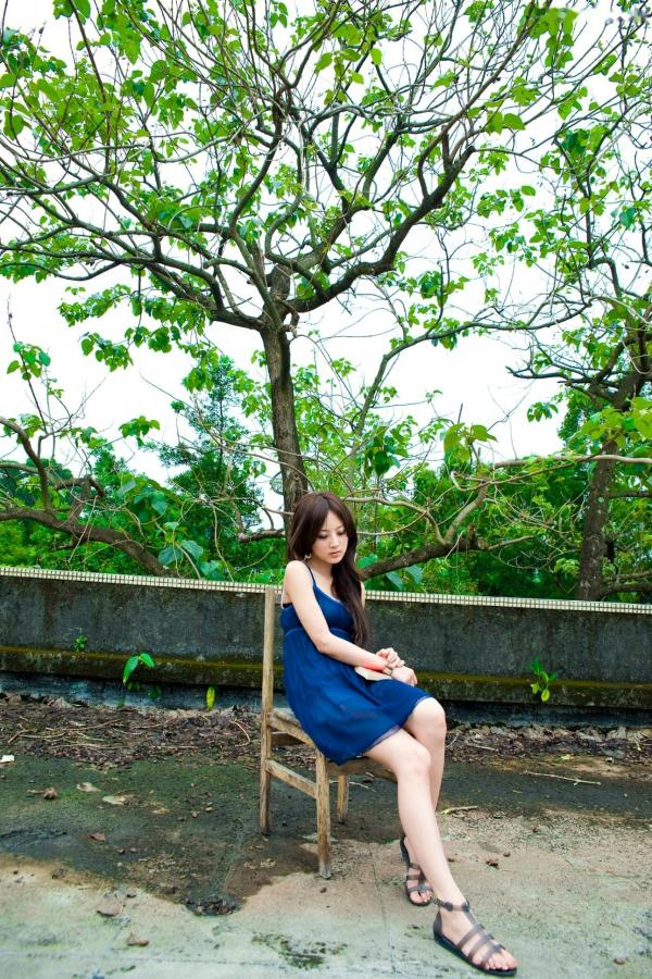    台湾正妹果子MM张凯洁台大校园私房写真，青春双马尾运动风户外外拍第39张图片