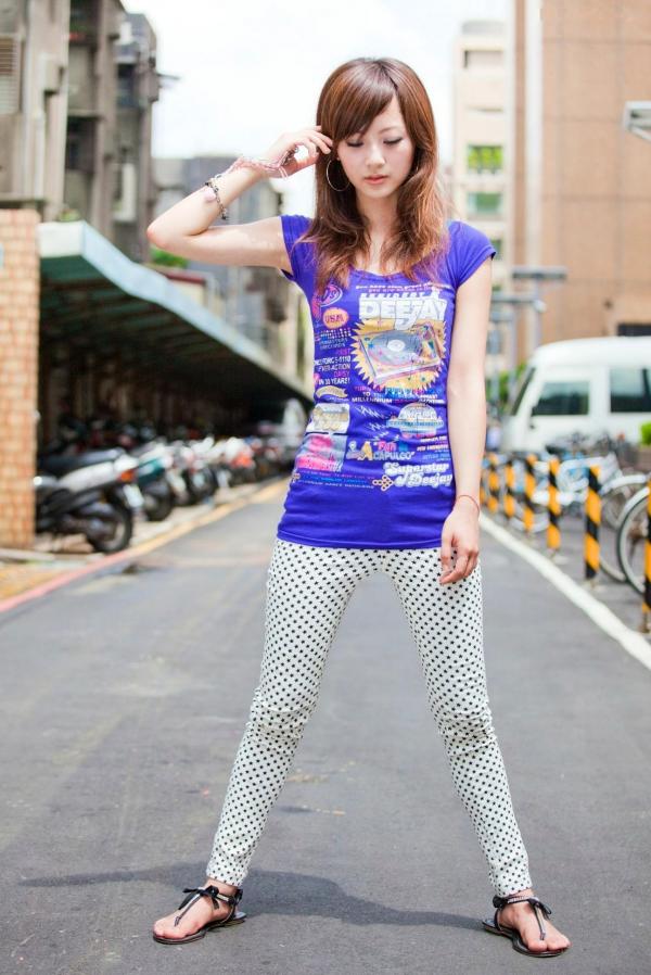    台湾正妹张允霏Mikako公馆商圈清新街拍，户外治愈系少女生活写真集第15张图片
