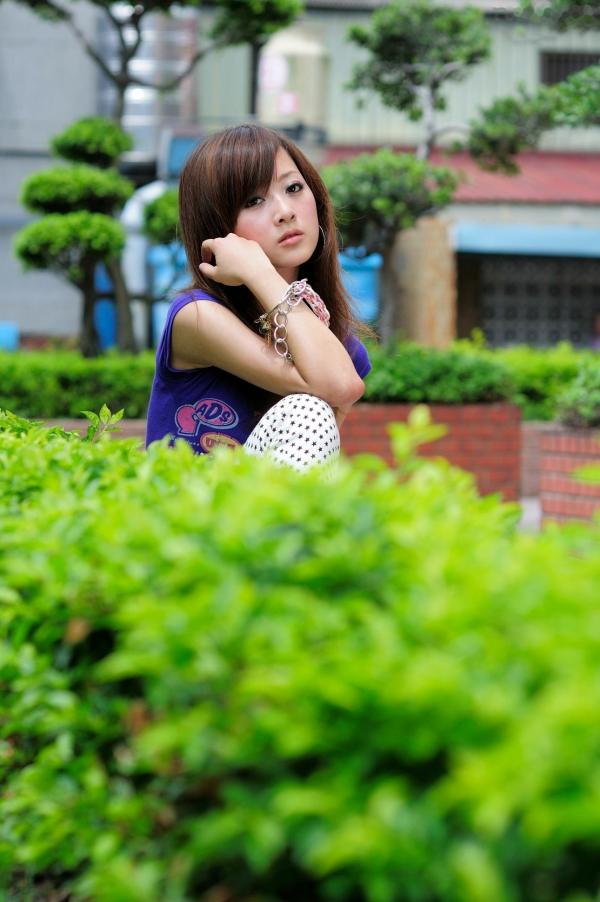    台湾正妹张允霏Mikako公馆商圈清新街拍，户外治愈系少女生活写真集第54张图片