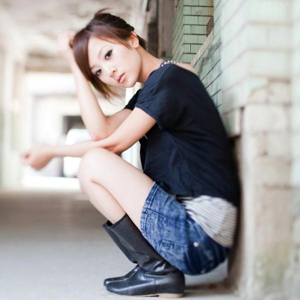    台湾正妹果子MM/张凯洁《华山文创园》清新街拍写真，户外文艺气质邻家女神私房合集第86张图片