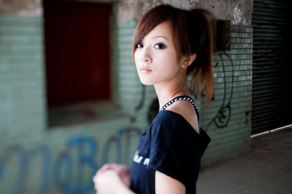    台湾正妹果子MM/张凯洁《华山文创园》清新街拍写真，户外文艺气质邻家女神私房合集第87张图片
