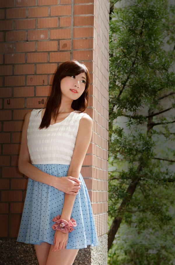    台湾正妹Queena林茉晶校园清新外拍写真集_活力青春风与甜美邻家气质展示第39张图片