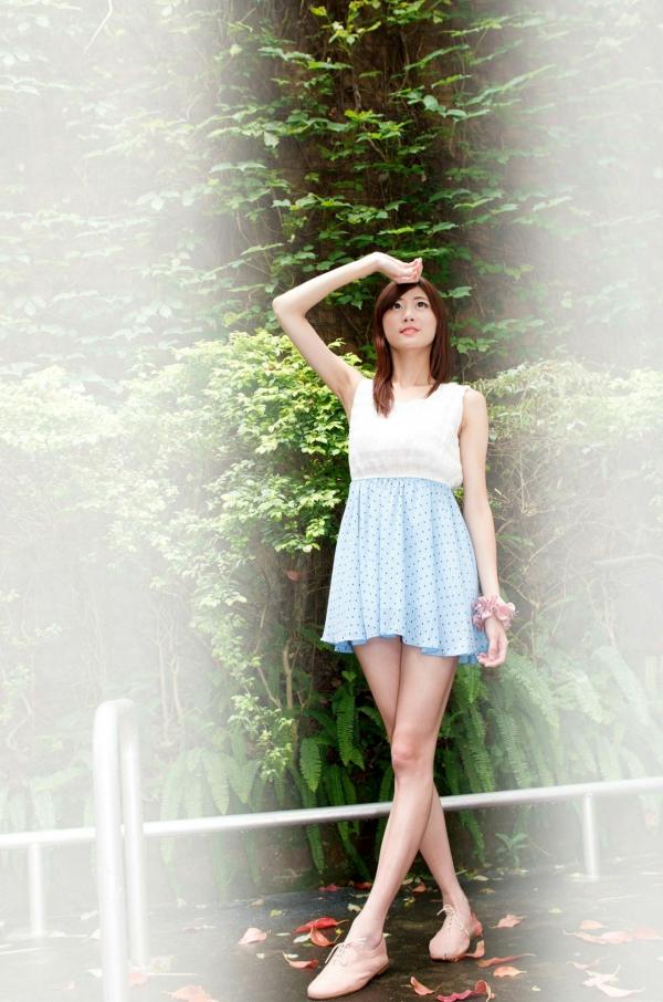    台湾正妹Queena林茉晶校园清新外拍写真集_活力青春风与甜美邻家气质展示第47张图片