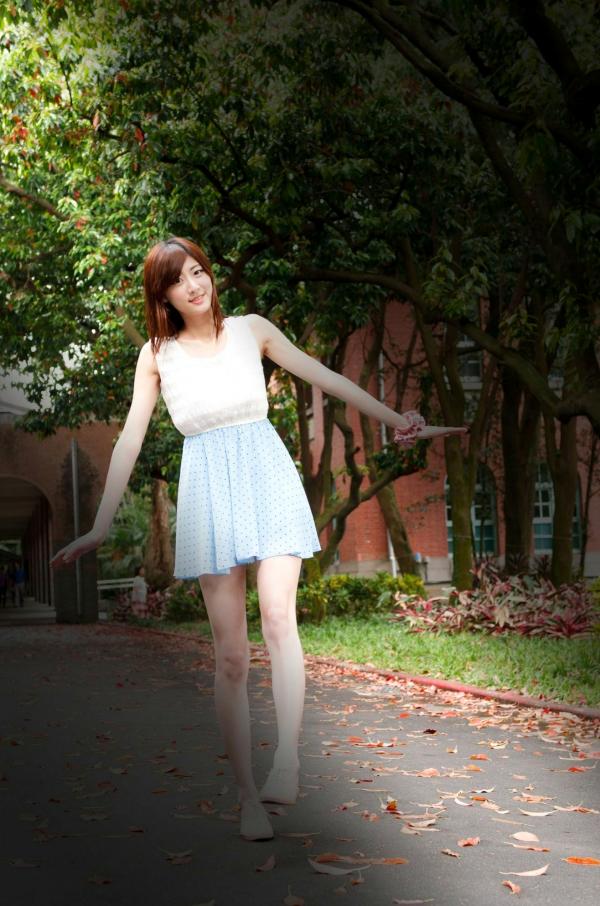    台湾正妹Queena林茉晶校园清新外拍写真集_活力青春风与甜美邻家气质展示第49张图片
