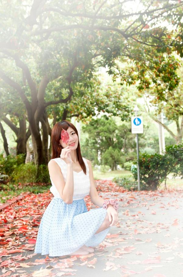    台湾正妹Queena林茉晶校园清新外拍写真集_活力青春风与甜美邻家气质展示第58张图片