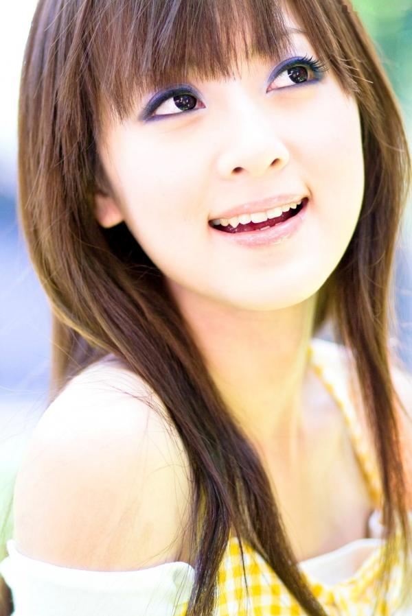    台湾正妹张允霏果子MM台大校园户外写真，清纯甜美系女神元气街拍休闲时光第19张图片