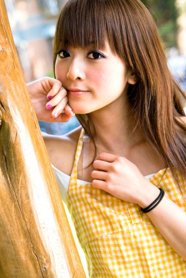    台湾正妹张允霏果子MM台大校园户外写真，清纯甜美系女神元气街拍休闲时光第53张图片