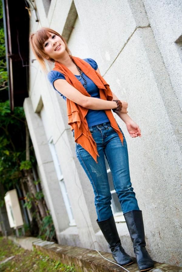    台湾正妹Mikako（果子MM）华山艺文中心时尚街拍写真集 清新休闲外拍私房照第94张图片