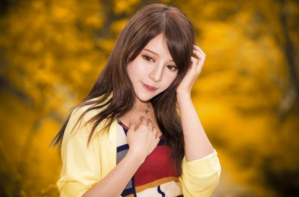    台湾正妹张齐郡JULIE《踏青》户外清纯甜美写真，清新治愈系街拍女神第10张图片