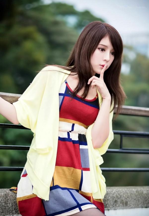    台湾正妹张齐郡JULIE《踏青》户外清纯甜美写真，清新治愈系街拍女神第85张图片