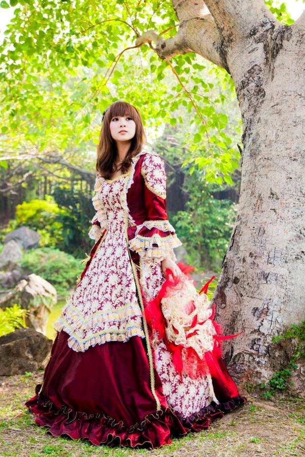    台湾正妹Mikako果子MM写真集，双溪公园士林官邸优雅外拍，百变气质女神甜美时尚私房照第10张图片