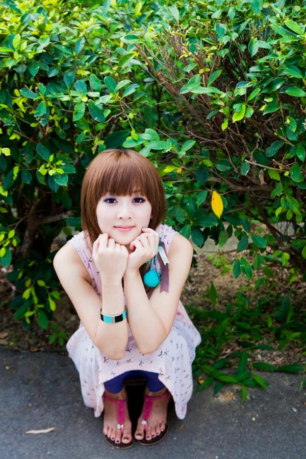    台湾正妹Mikako果子MM写真集，双溪公园士林官邸优雅外拍，百变气质女神甜美时尚私房照第80张图片