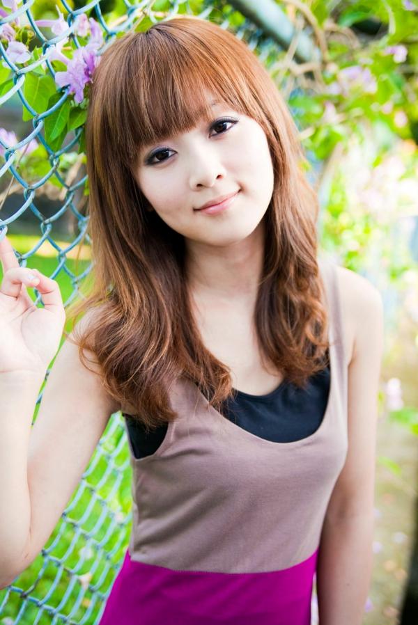    台湾正妹Mikako果子MM写真集，双溪公园士林官邸优雅外拍，百变气质女神甜美时尚私房照第101张图片