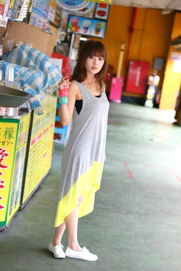    台湾正妹张允霏果子MM士林街头清新外拍，治愈系甜美夏日写真第42张图片