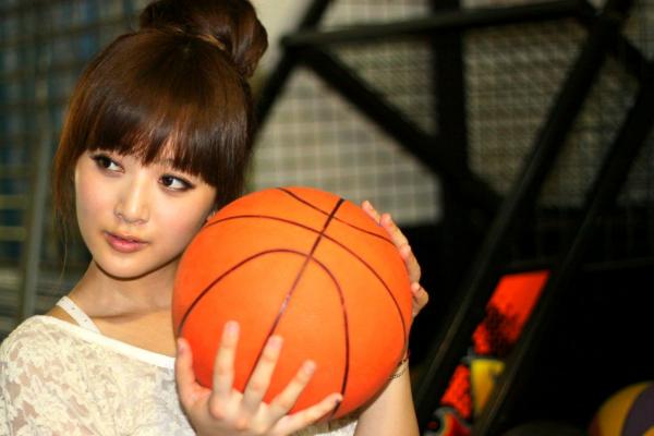   台湾正妹张允霏果子MM士林街头清新外拍，治愈系甜美夏日写真第146张图片