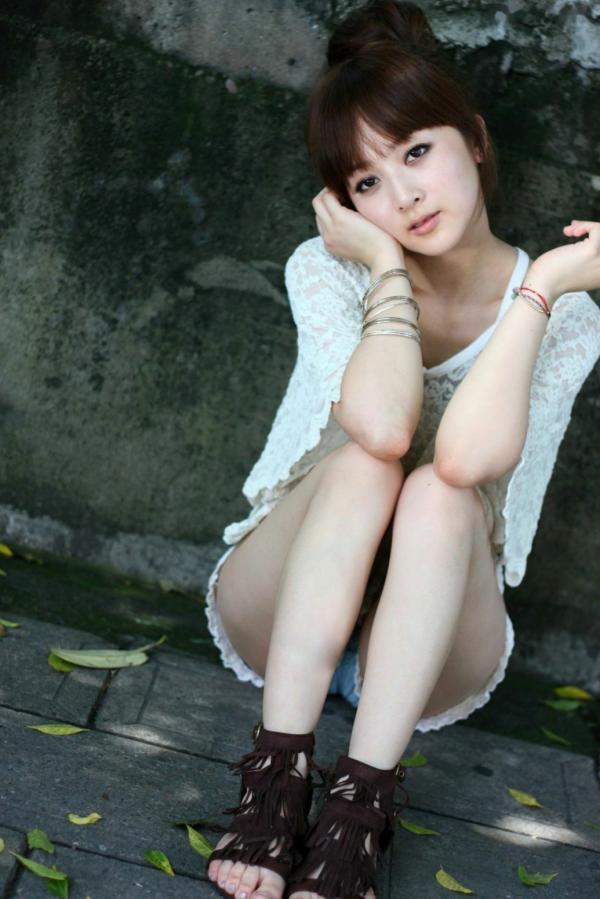    台湾正妹张允霏果子MM士林街头清新外拍，治愈系甜美夏日写真第166张图片