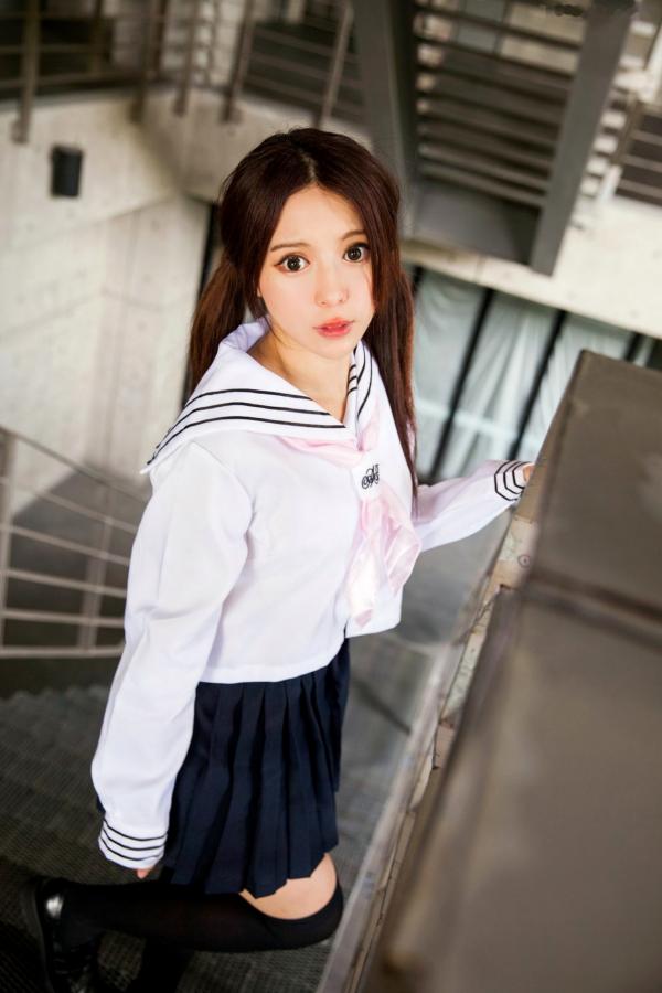    台湾正妹张齐郡JULIE《长筒袜校服少女》户外日系清新学生装写真集第22张图片