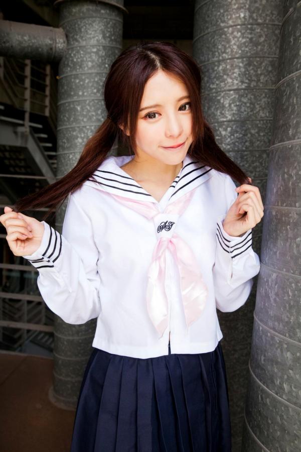    台湾正妹张齐郡JULIE《长筒袜校服少女》户外日系清新学生装写真集第27张图片