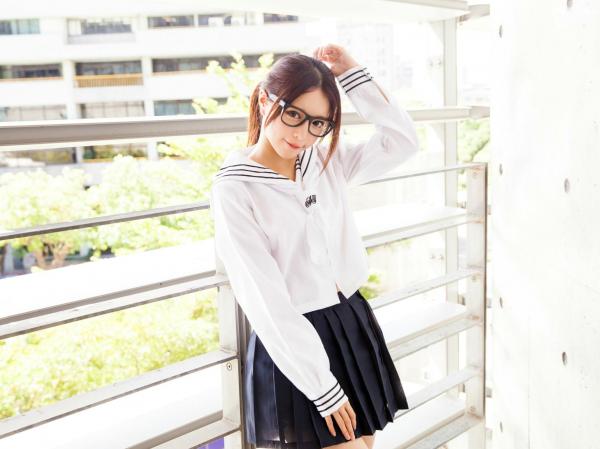    台湾正妹张齐郡JULIE《长筒袜校服少女》户外日系清新学生装写真集第85张图片