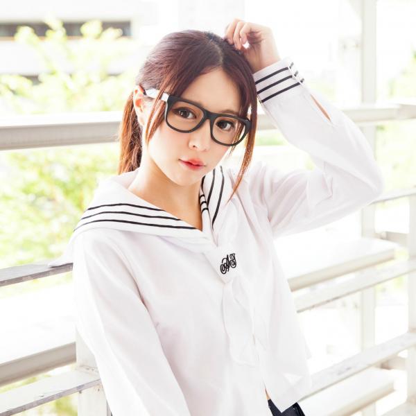    台湾正妹张齐郡JULIE《长筒袜校服少女》户外日系清新学生装写真集第86张图片
