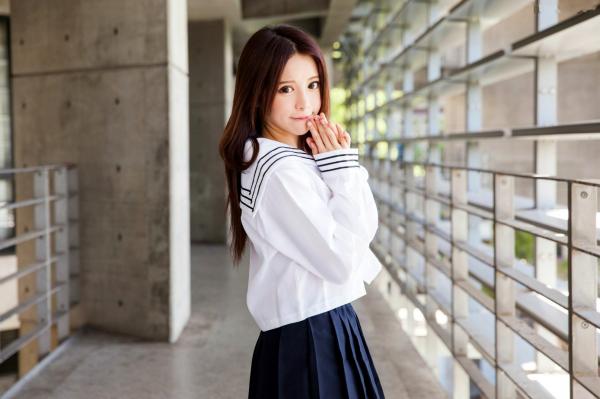    台湾正妹张齐郡JULIE《长筒袜校服少女》户外日系清新学生装写真集第88张图片