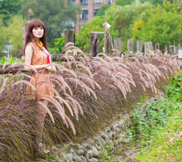    台湾模特林岗怡Didy小清新写真合集，森林系少女户外唯美连衣裙穿搭，治愈系气质女神街拍特辑第2张图片